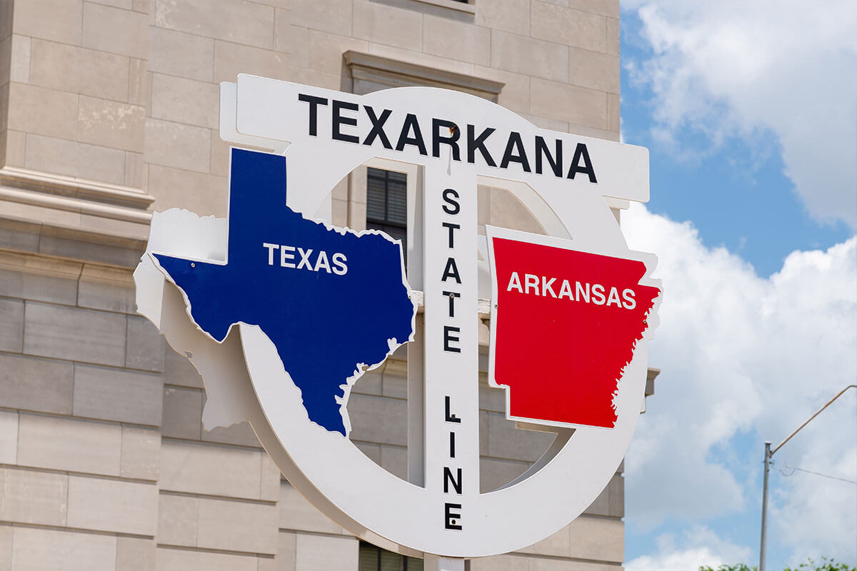Texarkana State Line sign